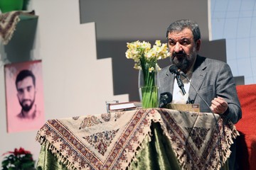 رضایی: تفکر آمریکایی نمی‌گذارد خودروسازی را مانند موشک‌سازی پیشرفته کنیم
