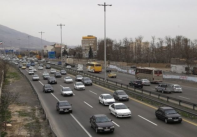 ترافیک در آزادراه کرج-تهران نیمه سنگین است/ مه‌گرفتگی در استان‌های آذربایجان شرقی و غربی و اردبیل