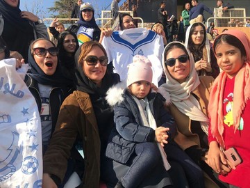 مهناز افشار: آقایان هم باید بتوانند فوتبال بانوان را ببینند/ این تفکیک بین زنان و مردان باید تمام شود