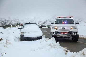 بازگشایی جاده‌ها و امدادرسانی در سنندج