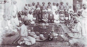 عکس | سفره شب یلدا در عهد قاجار