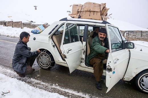 بازگشایی جاده‌ها و امدادرسانی در سنندج