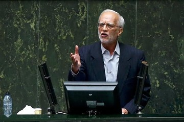 هاشم‌زایی، نماینده تهران: باید درخانه به دنبال نفوذی‌ها بگردیم