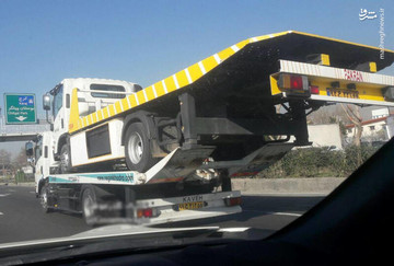 عکس | حمل کامیون با کامیون!
