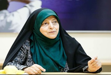 یک خانواده ایرانی در شبانه‌روز چند کلمه با هم صحبت می‌کنند؟