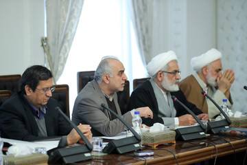 جلسه شورای عالی هماهنگی اقتصادی با حضور سران قوا