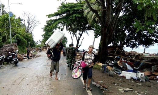 وقوع سونامی در اندونزی