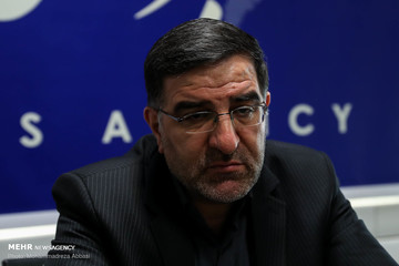 نامه ۵۰ نماینده به رئیس قوه قضائیه برای ممنوع الخروجی «پورحسینی»