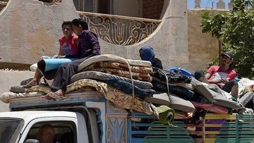بزرگ‌ترین کوچ گروهی غیرنظامیان از منطقه داعش در شرق فرات