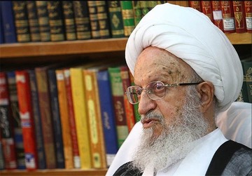 آیت‌الله مکارم‌شیرازی: گروهی برای تضعیف مرجعیت و حوزه‌های علمیه تلاش می‌کنند/ حتی گاهی به مراکز حساس نفوذ می‌کنند