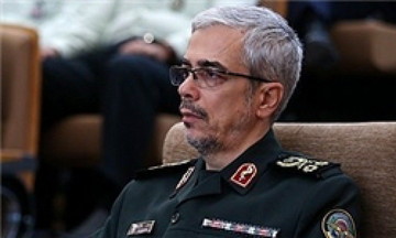 سرلشکر باقری: مرعوب تهدیدات برای معامله درمورد توان موشکی نمی‌شویم