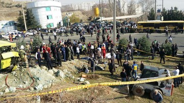 واژگونی اتوبوس