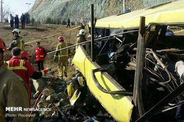 واژگونی اتوبوس حامل دانشجویان واحد علوم تحقیقات