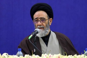 امام جمعه تبریز: فرهنگ شهادت جامعه را از آسیب‌ها حفظ می‌کند