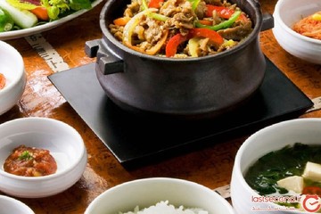 عجیب‌ترین رسم‌های غذا خوردن در جهان! +تصاویر