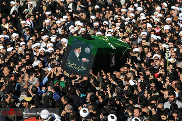 مراسم تشییع پیکر آیت الله هاشمی شاهرودی در قم