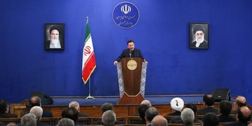 واعظی: گرایش‌های سیاسی و جناحی نباید در گزینش دخالت داشته باشند