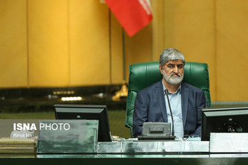 مطهری: قطع نظر از خطاهای دو طرف در انتخابات ۸۸ مردم ۹ دی برای حفظ نظام به میدان آمدند