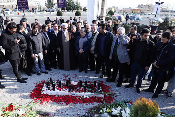 عکس/ بازدید دادستان کل کشور از محل حادثه دانشگاه علوم تحقیقات