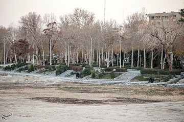 سی و سه پل در خطر نابودی