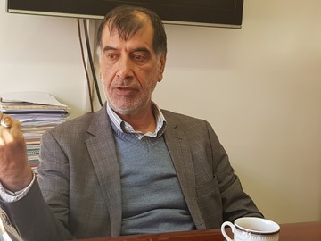 روایت باهنر از پاسخ امام به ماموری که از ایشان پرسید «با کدام سربازان قصد انقلاب دارید»