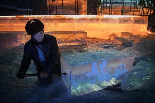 مراحل ساخت شهر یخی در چین