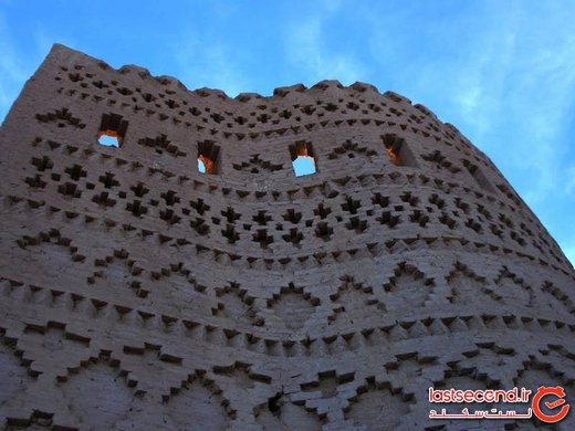 هرفته، قلعه گلین صفویان در مهریز یزد