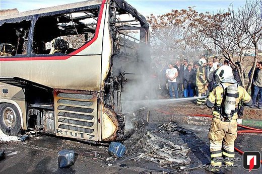 آتش سوزی اتوبوس بین شهری در صالح آباد