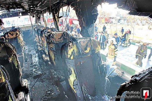 آتش سوزی اتوبوس بین شهری در صالح آباد