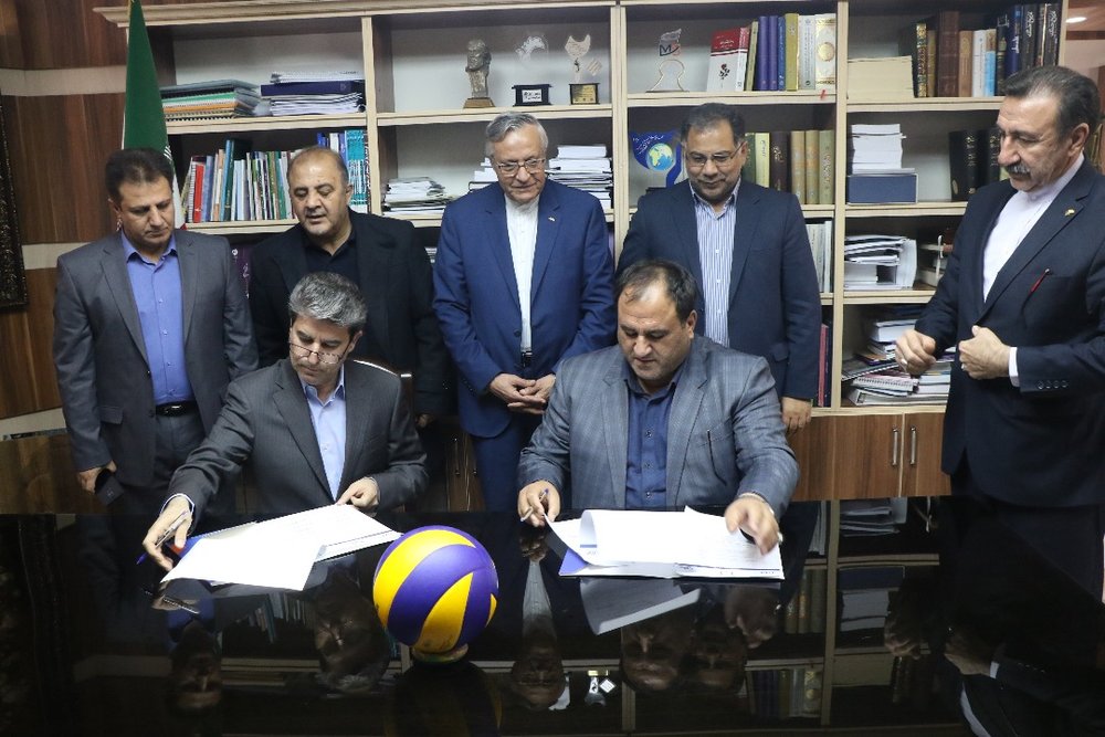 امضای تفاهم‌نامه میزبانی ارومیه از لیگ ملت‌های والیبال