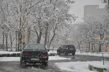 بارش برف در ارومیه | ۹۷.۱۰.۱۳