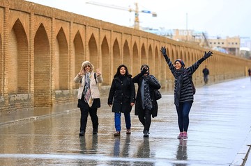 حال وهوای باران زمستانی اصفهان