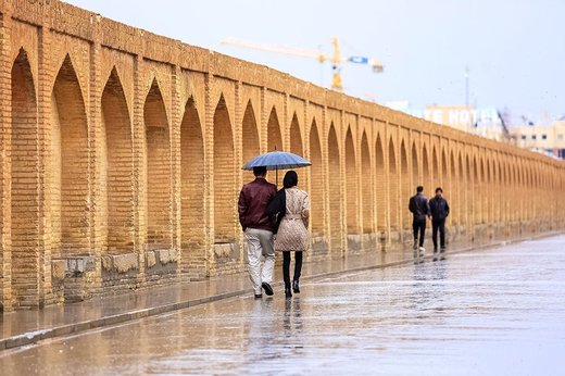 حال وهوای باران زمستانی اصفهان