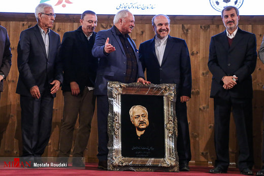 مراسم تقدیر از مربیان برتر فوتبال در سال ۹۶