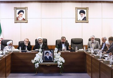 عکس | نخستین جلسه رسمی مجمع تشخیص به ریاست آیت‌الله آملی‌لاریجانی 