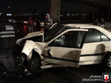 تصادف پژو پرشیا با پراید در بزرگراه بابایی