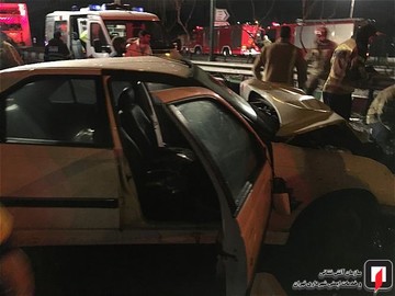 تصادف پژو پرشیا با پراید در بزرگراه بابایی