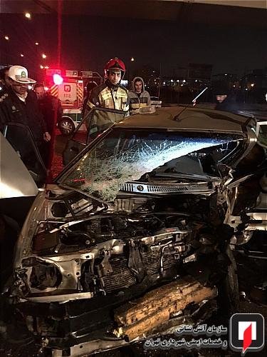 تصادف پژو پرشیا با پراید در بزرگراه بابایی