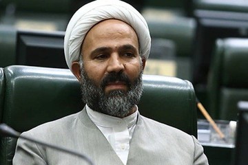 عضو جبهه پایداری: موضوع حجاب را نمی‌توان تنها با رویکرد امنیتی حل کرد