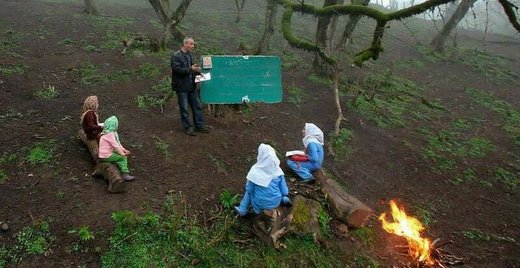 ممنوعیت حضور معلم مرد در مدارس دختران/ «در یک مدرسه اسمم مژده بود در مدرسه‌ای دیگر نازنین»