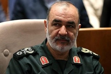 سردار سلامی: رونمایی از محصولات سپاه، انقلاب عظیم در باور مردم جهان ایجاد می‌کند