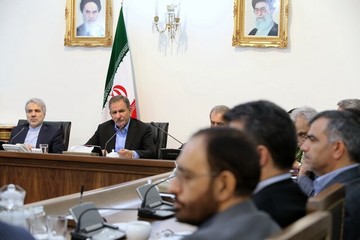 جهانگیری: رهبری بر حمایت از برنامه‌های اقتصاد مقاومتی در بودجه تاکید کردند