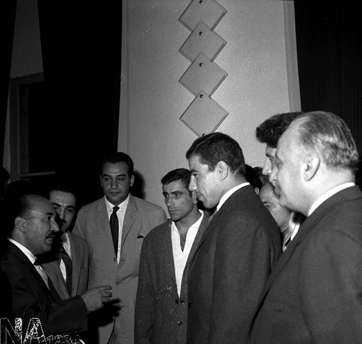  استقبال مردم از تیم ملی کشتی ایران، پس از قهرمانی در مسابقات جهانی کشتی 1961- یوکوهاما- ژاپن - 1340
