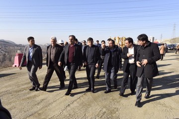 ماموریت ویژه رییس جمهور تعجیل در تکمیل پروژه‌های راه‌سازی البرز است