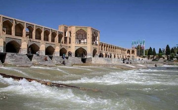 زاینده‌رود اوایل بهمن ماه بار دیگر زنده می‌شود