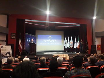 نقدینگی سرگردان خانوارها می‌تواند در بورس مدیریت شود