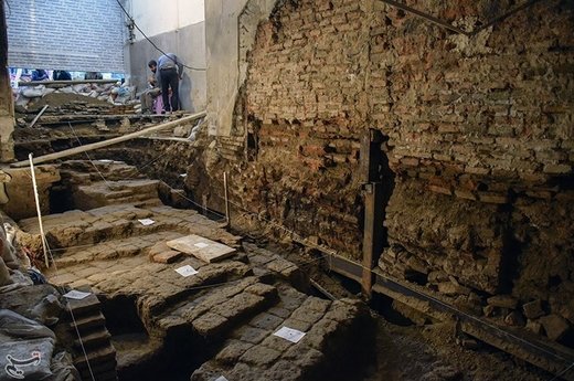 کشف آثار باستانی در بازار حضرتی خیابان مولوی