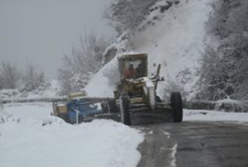 طوفان، مه و برف سنگین شرق مازندران را دربرگرفت