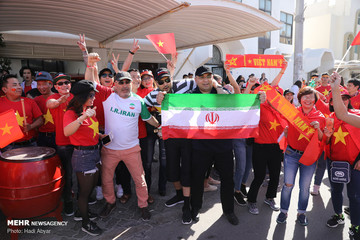 حاشیه دیدار تیم ملی فوتبال ایران با تیم ملی فوتبال ویتنام