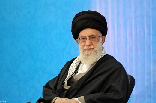 Iran Leader urges students to work toward independence Iran Leader urges students to work toward independence